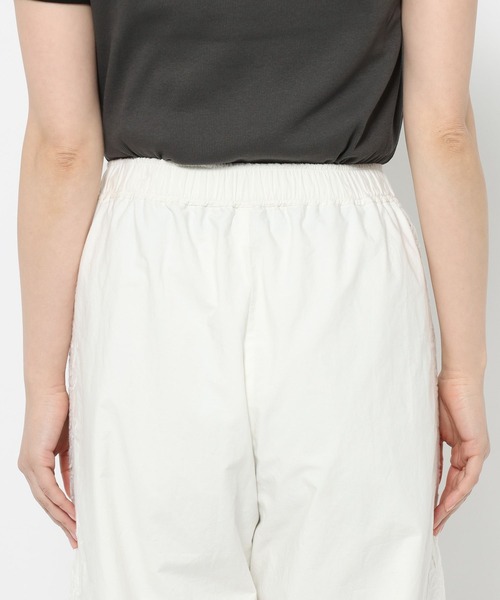 LOWRYS FARM（ローリーズファーム）の「カットワークレースパンツ　657446（その他パンツ・レディース・オフホワイト/ブラック/ブラウン・FREE）」の6枚目の写真