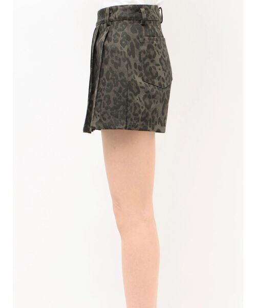 EMODA（エモダ）の「プリーツラップショートパンツ（その他パンツ・レディース・グレー/ブラック/ブラウン・SMALL/MEDIUM）」の18枚目の写真