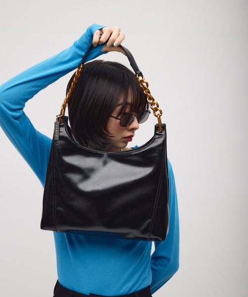 TONER(トナー)の「ワイドチェーンワンショルダーバッグ/ロゴプレート付き(ショルダーバッグ・レディース・ブラウン/レッド/ブラック・FREE)」の9枚目の写真