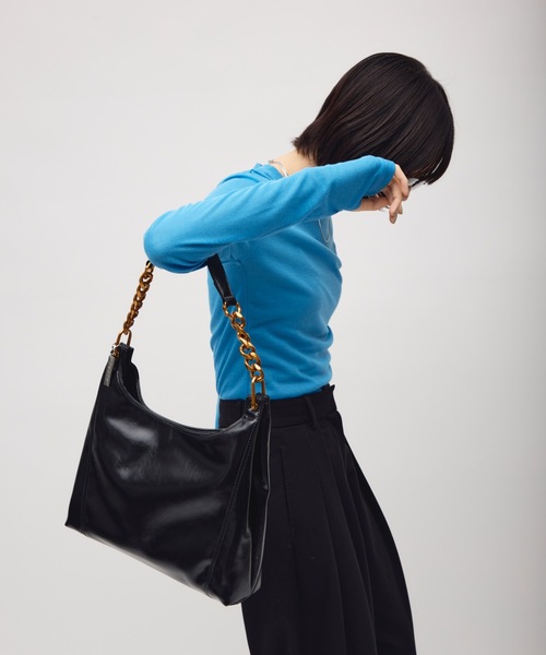 TONER(トナー)の「ワイドチェーンワンショルダーバッグ/ロゴプレート付き(ショルダーバッグ・レディース・ブラウン/レッド/ブラック・FREE)」の16枚目の写真