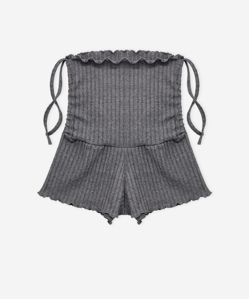 DEVIWEAR（デヴィウェア）の「女性ヨガウェア DEVI-B0088-チャコール ピラティス ビビアナ ショーリングショーツ（その他パンツ・レディース・チャコール・S/M）」の10枚目の写真