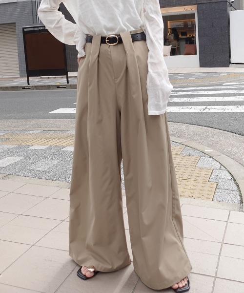 CORNERS(コーナーズ)の「マシュマロツイルハイウエストタックワイドパンツ(スラックス・レディース・ブラック/オフホワイト/ベージュ・M)」の18枚目の写真