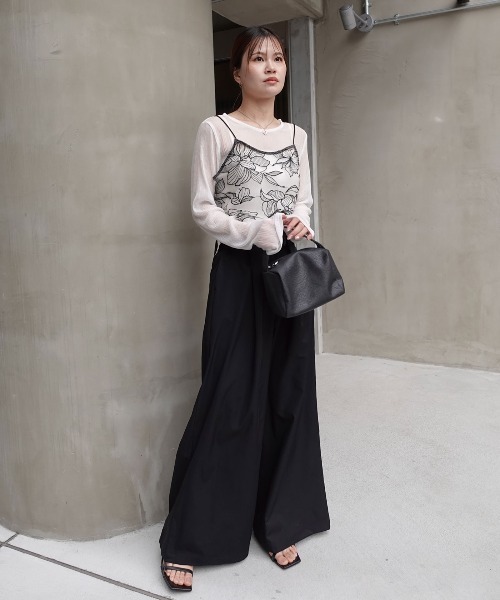 CORNERS(コーナーズ)の「マシュマロツイルハイウエストタックワイドパンツ(スラックス・レディース・ブラック/オフホワイト/ベージュ・M)」の12枚目の写真