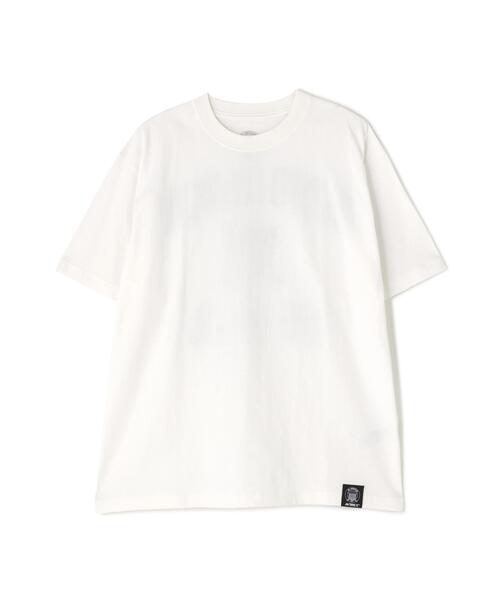 AVIREX(アヴィレックス)の「《直営店限定》VARSITY CAMO T-SHIRT / バーシティ カモ Tシャツ / AVIREX / アヴィレックス(Tシャツ/カットソー・メンズ・ブラック/ホワイト・X-LARGE/LARGE/MEDIUM/XX-LARGE)」の3枚目の写真
