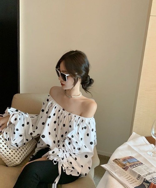 Ritzy（リッツィー）の「オフショルダー 水玉パフスリーブブラウス（シャツ/ブラウス・レディース・ホワイト・M）」の11枚目の写真