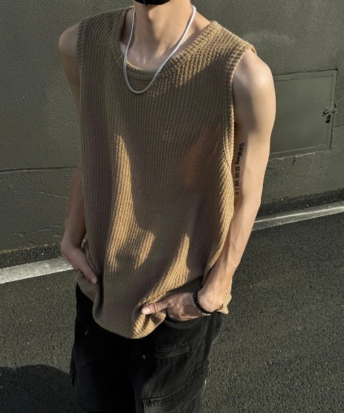 DOUBLE STEAL（ダブルスティール）の「DSワッフルリブオーバーサイズノースリーブタンクトップ（タンクトップ・メンズ・ブラック/ベージュ/ホワイト・X-LARGE/LARGE/MEDIUM）」の5枚目の写真