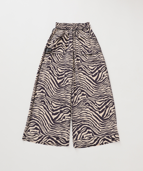 journal standard L'essage(ジャーナルスタンダードレサージュ)の「別注【LUSANA / ルサーナ】CICI PANT:パンツ(その他パンツ・レディース・ベージュ/ブラック・X-SMALL/SMALL)」の22枚目の写真