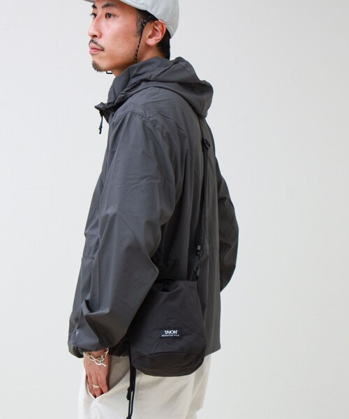TAION（タイオン）の「【TAION / タイオン】MOUNTAIN BUCKET BAG（ショルダーバッグ・メンズ・ブラック/オリーブ/ライトグレー/ネイビー・FREE）」の14枚目の写真