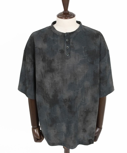 CAMBIO(カンビオ)の「mt10467-Fade Distressed Henley Neck Tee ヘンリーネックTシャツ(PF-261-021)(Tシャツ/カットソー・メンズ・ブラック/サックスブルー・M/L)」の18枚目の写真