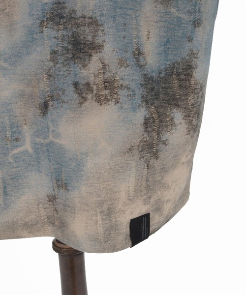 CAMBIO(カンビオ)の「mt10467-Fade Distressed Henley Neck Tee ヘンリーネックTシャツ(PF-261-021)(Tシャツ/カットソー・メンズ・ブラック/サックスブルー・M/L)」の3枚目の写真