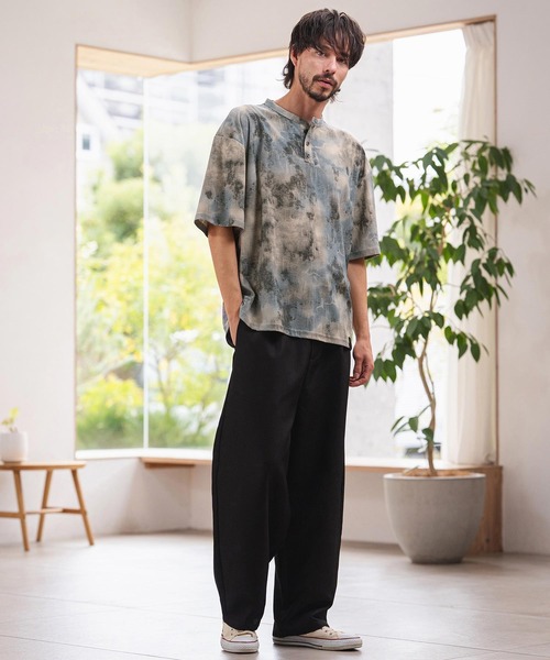 CAMBIO(カンビオ)の「mt10467-Fade Distressed Henley Neck Tee ヘンリーネックTシャツ(PF-261-021)(Tシャツ/カットソー・メンズ・ブラック/サックスブルー・M/L)」の15枚目の写真