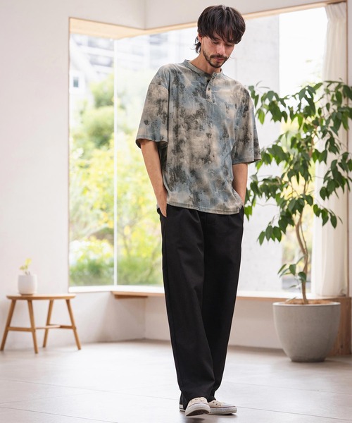 CAMBIO(カンビオ)の「mt10467-Fade Distressed Henley Neck Tee ヘンリーネックTシャツ(PF-261-021)(Tシャツ/カットソー・メンズ・ブラック/サックスブルー・M/L)」の16枚目の写真