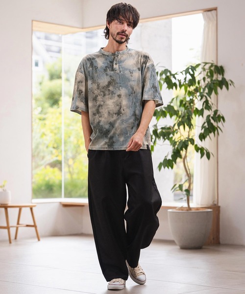 CAMBIO(カンビオ)の「mt10467-Fade Distressed Henley Neck Tee ヘンリーネックTシャツ(PF-261-021)(Tシャツ/カットソー・メンズ・ブラック/サックスブルー・M/L)」の17枚目の写真