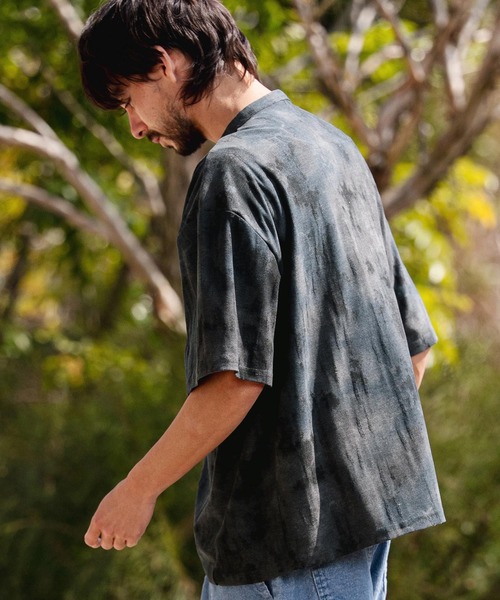 CAMBIO(カンビオ)の「mt10467-Fade Distressed Henley Neck Tee ヘンリーネックTシャツ(PF-261-021)(Tシャツ/カットソー・メンズ・ブラック/サックスブルー・M/L)」の8枚目の写真