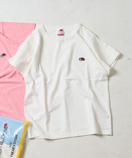 FREAK'S STORE(フリークスストア)の「FRUIT OF THE LOOM × FREAK'S STORE/フルーツオブザルーム 別注 パックTシャツ/ワンポイント刺繍 Tシャツ(Tシャツ/カットソー・レディース・ブルーグリーン/ピンク/ブルー/ベージュ・フリ-)」の7枚目の写真