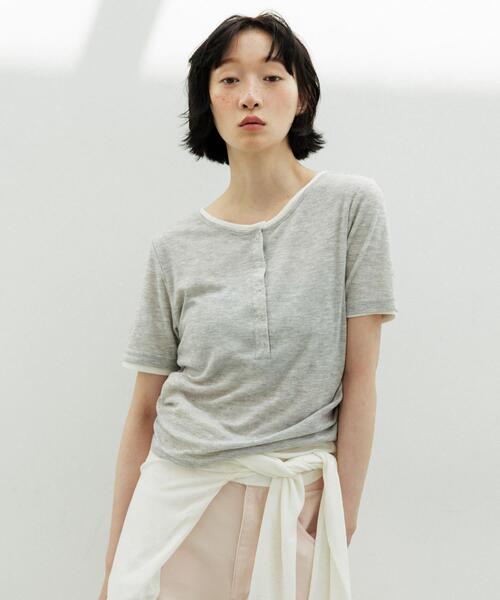 KBF(ケイビーエフ)の「バイカラーヘンリーネックTEE(Tシャツ/カットソー・レディース・グリーン系その他/ブラウン/ライトグレー・ONE)」の4枚目の写真