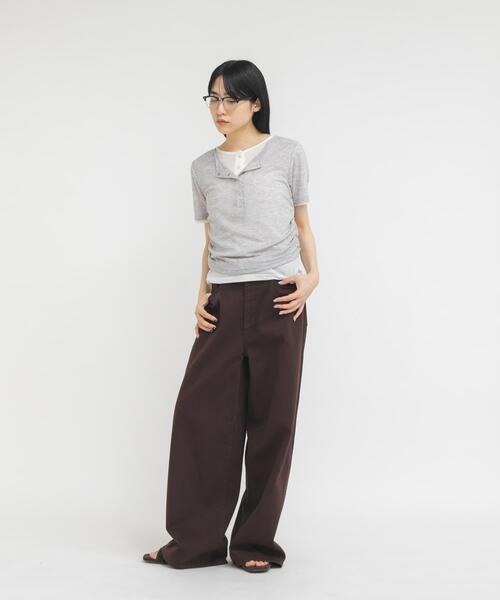 KBF(ケイビーエフ)の「バイカラーヘンリーネックTEE(Tシャツ/カットソー・レディース・グリーン系その他/ブラウン/ライトグレー・ONE)」の9枚目の写真