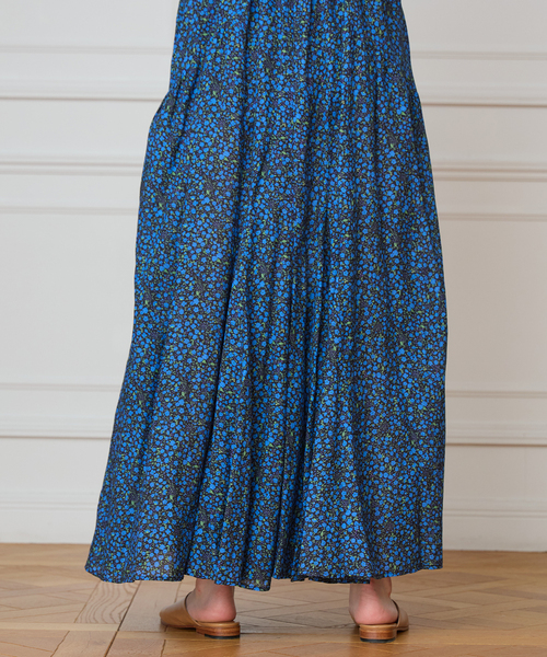 IENA LA BOUCLE(イエナラブークル)の「IENA LA BOUCLE Flower プリントワンピース(ワンピース・レディース・ネイビー・FREE)」の11枚目の写真