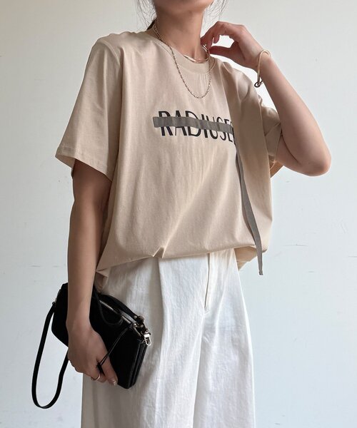 DouDou(ドゥドゥ)の「【WEB限定】ロゴテープTEE(Tシャツ/カットソー・レディース・ブラック/ベージュ/オフホワイト・FREE)」の15枚目の写真