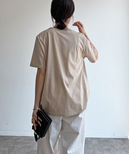DouDou(ドゥドゥ)の「【WEB限定】ロゴテープTEE(Tシャツ/カットソー・レディース・ブラック/ベージュ/オフホワイト・FREE)」の13枚目の写真