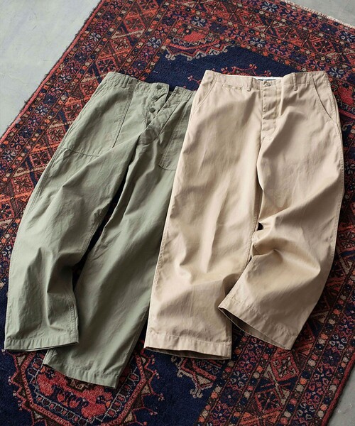 BROOKS BROTHERS（ブルックスブラザーズ）の「コットン　プレーンフロント　チノパンツ　Made in USA（チノパンツ・メンズ・カーキ・30inch/32inch/34inch/36inch）」の3枚目の写真