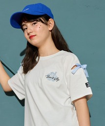 BISKEE（ビスキー）の「ハイビスカス 相良刺繍 半袖 Tシャツ カットソー（Tシャツ/カットソー）」