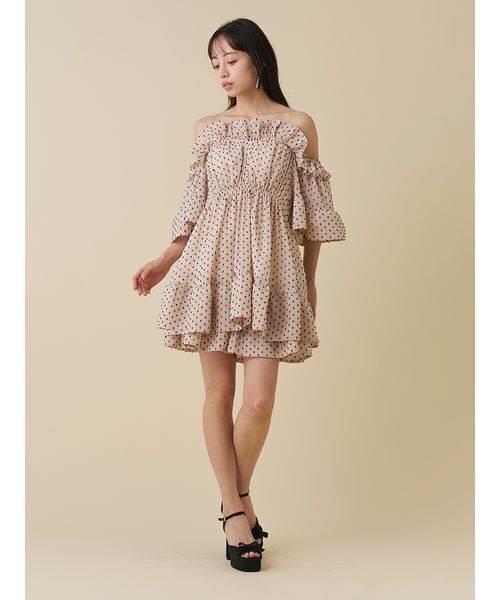 SNIDEL(スナイデル)の「オフショルギャザーセットアップ(ワンピース・レディース・アイボリー/ブラック/ピンクベージュ・0/1)」の18枚目の写真