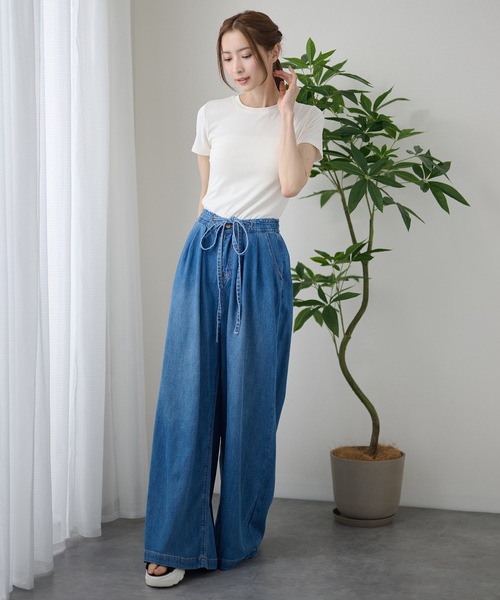 DAYRA(デイラ)の「ドロスト リボン タック ワイド パンツ(デニムパンツ・レディース・ブルー/ライトグレー/ネイビー/ブラック・S/XL/L/M)」の9枚目の写真