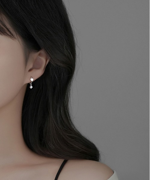 LA VORAGINE(ラ ヴォラジネ)の「ハートデザイン フープピアス ミニマルシンプル 繊細可愛い ユニーク 高級感(ピアス(両耳用)・レディース・シルバー/ゴールド・FREE)」の10枚目の写真