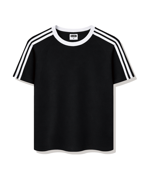 BASIC LABEL（ベーシックラベル）の「Joshua Oversized fit track short-sleeved T-shirt 4 Color [BLSE_3001]（Tシャツ/カットソー・レディース・ブラック/クリーム/ホワイト×グリーン/ホワイト×ブラック・SMALL/MEDIUM/LARGE/X-LARGE）」の3枚目の写真