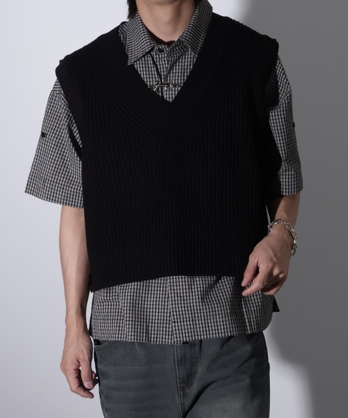 Art re A select(アトリエセレクト)の「【MADE IN KOREA】クロップド Vネックニットベスト(ニット/セーター・メンズ・チャコールグレー/ネイビー/アイボリー/ブラック・FREE)」の14枚目の写真