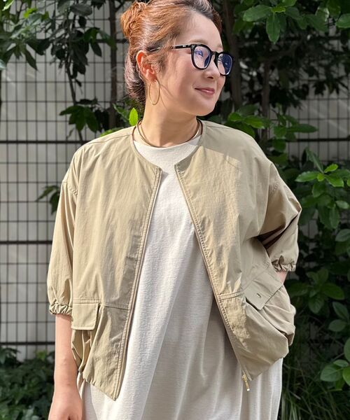 le.coeur blanc（ルクールブラン）の「バルーンノーカラーブルゾン（ブルゾン・レディース・キャメル/ブラック/カーキオリーブ・38）」の18枚目の写真