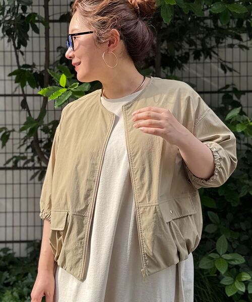 le.coeur blanc（ルクールブラン）の「バルーンノーカラーブルゾン（ブルゾン・レディース・キャメル/ブラック/カーキオリーブ・38）」の21枚目の写真
