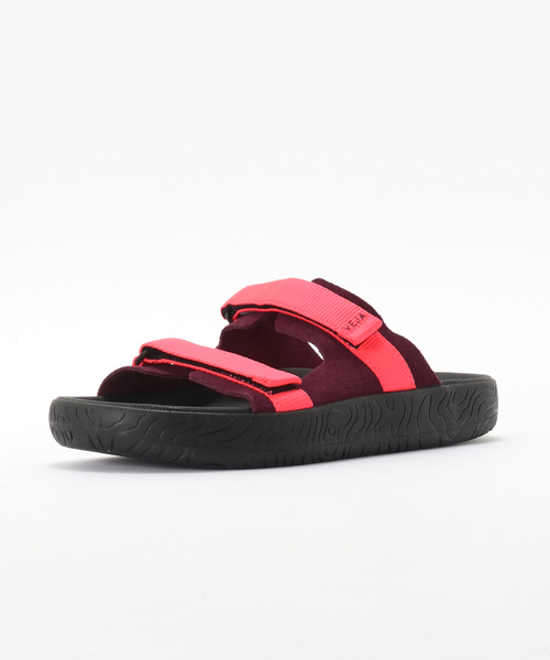 VEJA（ヴェジャ）の「VEJA ARPOADOR（サンダル・メンズ・レッド・40/41/42/43）」の2枚目の写真