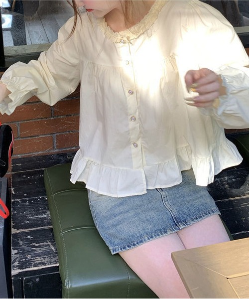 BLANC FICELLE(ブランフィセル)の「フリルカラー 長袖シャツ(シャツ/ブラウス・レディース・ブルー/アイボリー・M/L/XL)」の7枚目の写真