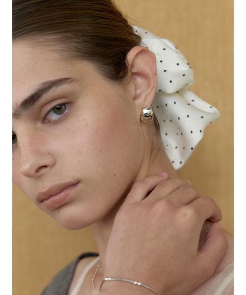 LOVE ME MONSTER(ラブミーモンスター)の「Essential Round Ring Earrings (L253MER060)(ピアス(両耳用)・レディース・ゴールド/シルバー・FREE)」の10枚目の写真