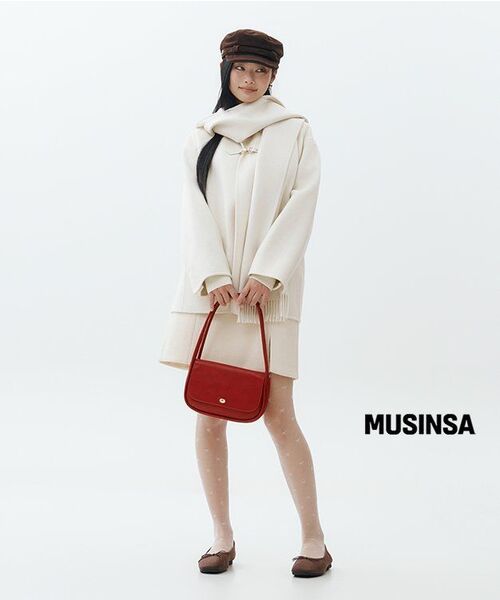 LOVE ME MONSTER(ラブミーモンスター)の「Essential Round Ring Earrings (L253MER060)(ピアス(両耳用)・レディース・ゴールド/シルバー・FREE)」の5枚目の写真