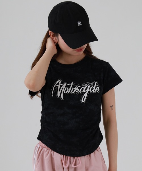 FUNALIVE(ファンアライブ)の「ABETTOR ムラ染め厚盛ロゴショート丈T 半袖(Tシャツ/カットソー・レディース・ブラック/アイボリー・FREE)」の9枚目の写真