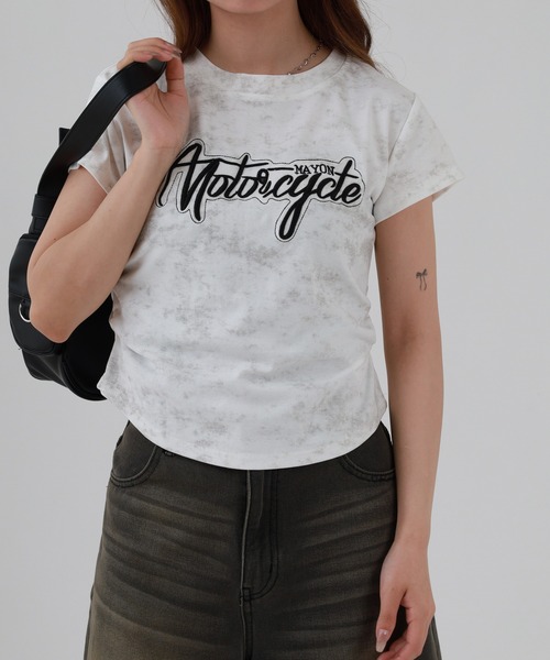 FUNALIVE(ファンアライブ)の「ABETTOR ムラ染め厚盛ロゴショート丈T 半袖(Tシャツ/カットソー・レディース・ブラック/アイボリー・FREE)」の16枚目の写真
