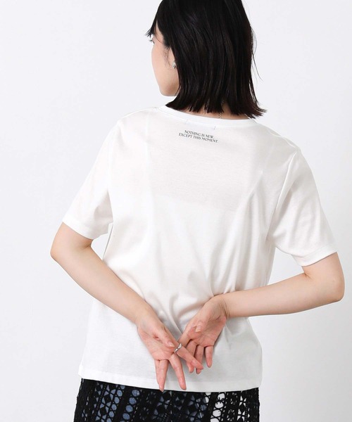 Gready Brilliant(グレディブリリアン)の「後ロゴステインガードT(Tシャツ/カットソー・レディース・トップグレー/グレイッシュベージュ/オフホワイト・38)」の1枚目の写真