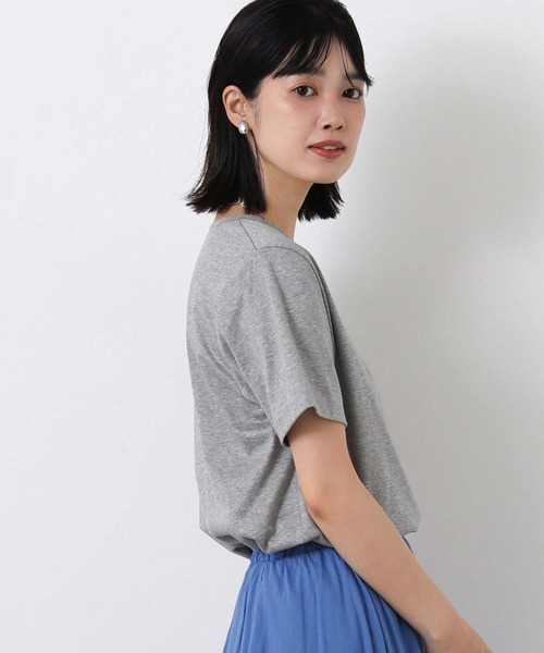 Gready Brilliant(グレディブリリアン)の「後ロゴステインガードT(Tシャツ/カットソー・レディース・トップグレー/グレイッシュベージュ/オフホワイト・38)」の10枚目の写真