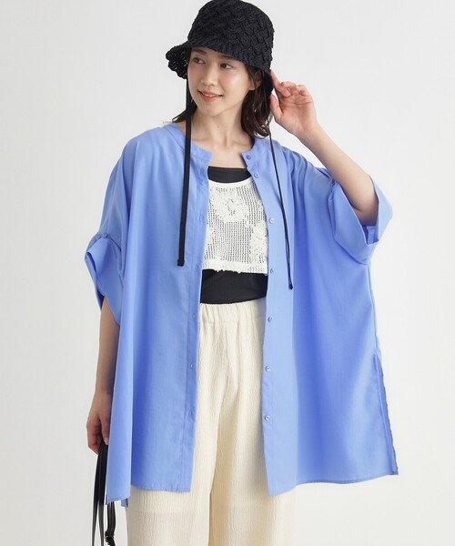 HONEYSUCKLE ROSE(ハニーサックルローズ)の「ビッグチュニックシャツ(シャツ/ブラウス・レディース・ベージュ/ライトブルー/オフホワイト・04/05)」の3枚目の写真