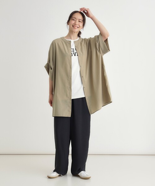 HONEYSUCKLE ROSE(ハニーサックルローズ)の「ビッグチュニックシャツ(シャツ/ブラウス・レディース・ベージュ/ライトブルー/オフホワイト・04/05)」の7枚目の写真