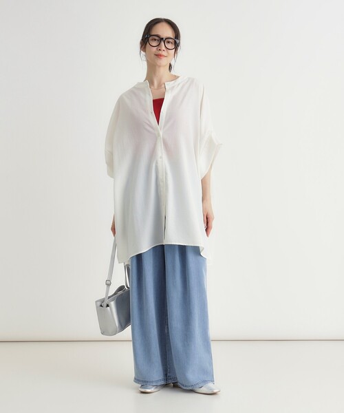 HONEYSUCKLE ROSE(ハニーサックルローズ)の「ビッグチュニックシャツ(シャツ/ブラウス・レディース・ベージュ/ライトブルー/オフホワイト・04/05)」の13枚目の写真