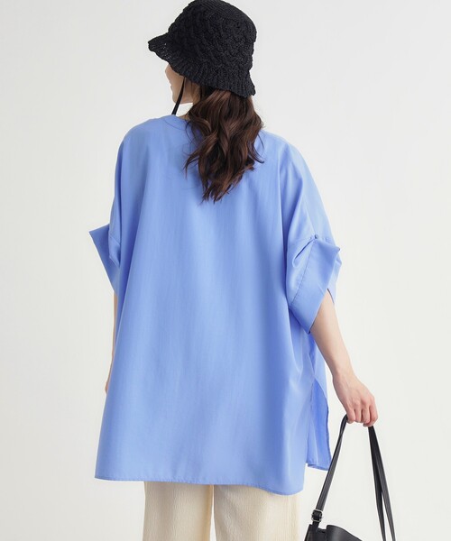 HONEYSUCKLE ROSE(ハニーサックルローズ)の「ビッグチュニックシャツ(シャツ/ブラウス・レディース・ベージュ/ライトブルー/オフホワイト・04/05)」の16枚目の写真