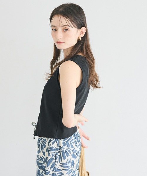 coca(coca)(コカ)の「【伊藤千晃様着用】\接触冷感/リブボタンベスト(ベスト・レディース・ブラック/カーキ・L/M/S)」の16枚目の写真