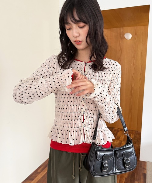 MUHET(ミュエータ)の「assorted shirring cardigan / アソートシャーリングカーディガン(カーディガン/ボレロ・レディース・アイボリー/ネイビー/オフホワイト/ブラウン/ライトグリーン・FREE)」の17枚目の写真