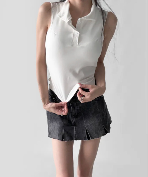 VIVID LADY(ビビッドレディー)の「カップイン ポロカラー ヘンリーネックノースリーブトップス(Tシャツ/カットソー・レディース・ネイビー/グレー/ホワイト/ブラック・FREE)」の13枚目の写真