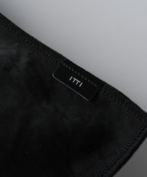 ITTI（イッチ）の「【ITTI/イッチ】ANNIE REGISTER BAG - S / CERAT（ハンドバッグ・メンズ・ブラック/オリーブ・FREE）」の7枚目の写真