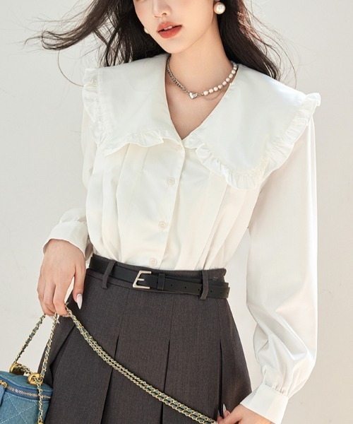 LUCPY(ラクピー)の「ビッグフリルカラー シフォンブラウス(シャツ/ブラウス・レディース・ホワイト・X-LARGE/LARGE/MEDIUM/SMALL)」の2枚目の写真